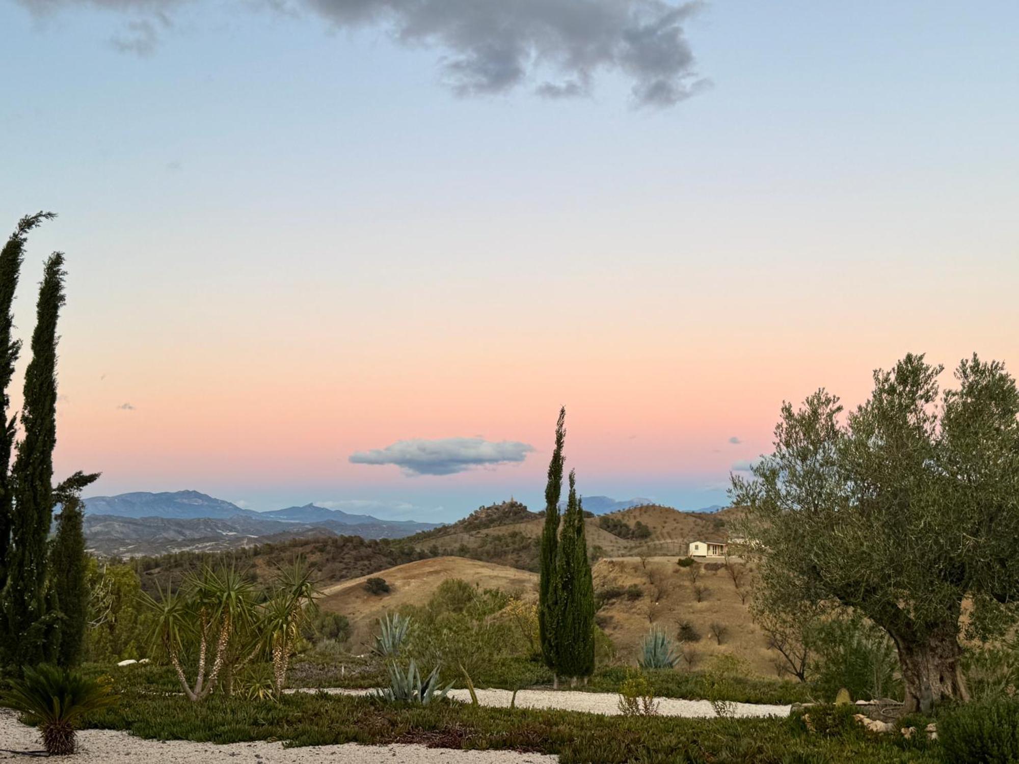 Casa Lamberdina Bed & Breakfast Fuensanta  ภายนอก รูปภาพ